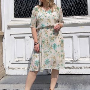 Robe plissée / imprimé fleuri vert